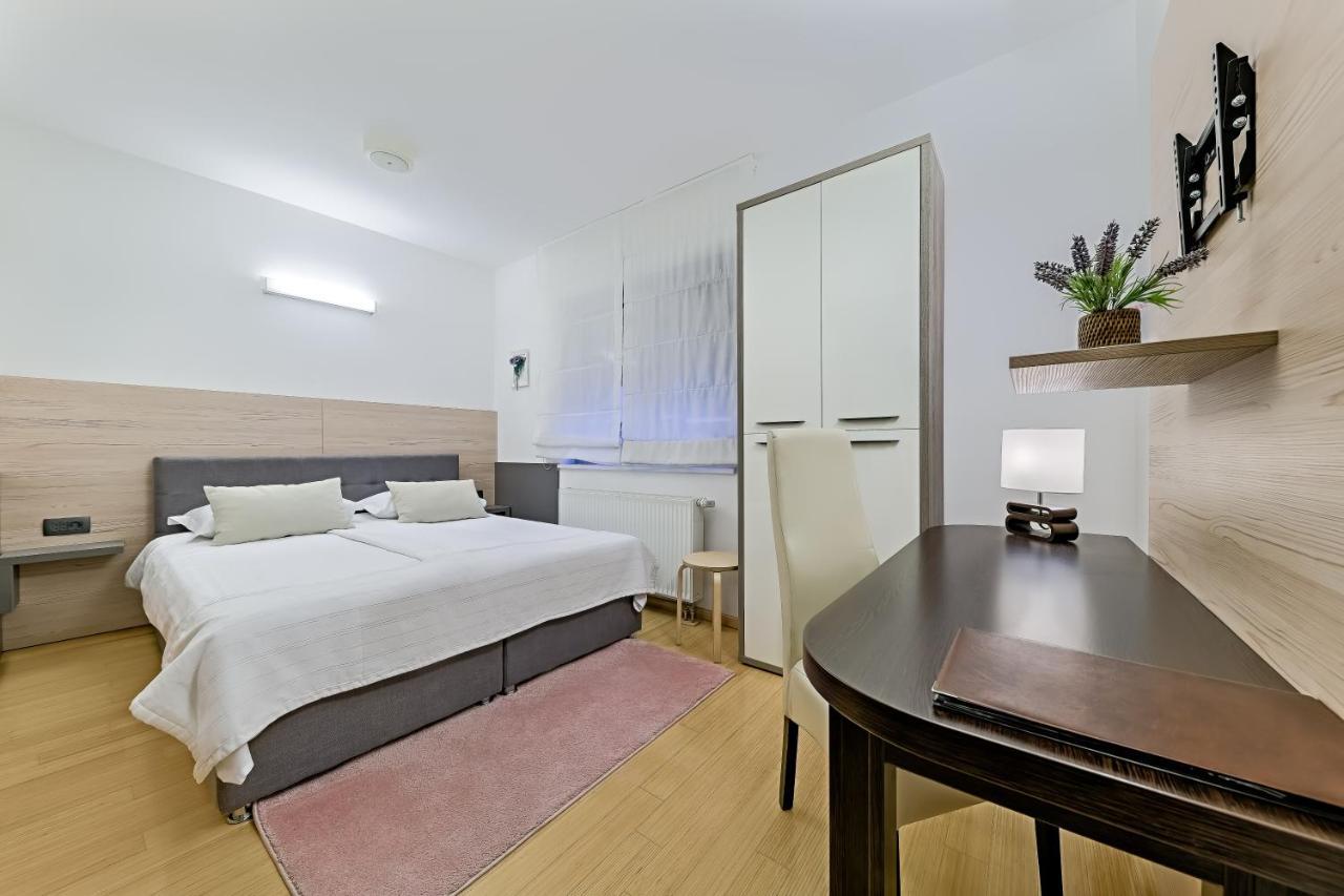 Madison Luxury Apartments & Rooms ザグレブ エクステリア 写真